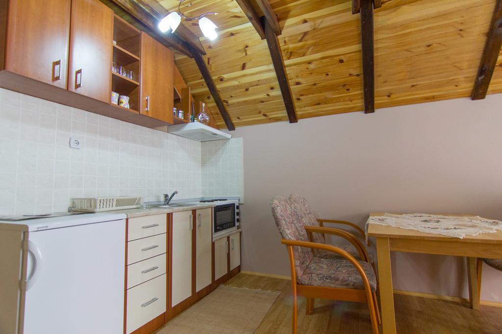 Apartments Andric カルゲスケ・バレ エクステリア 写真